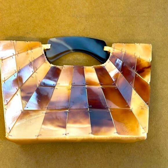Tortoise shell tile small handbag - Picture 2 of 8
